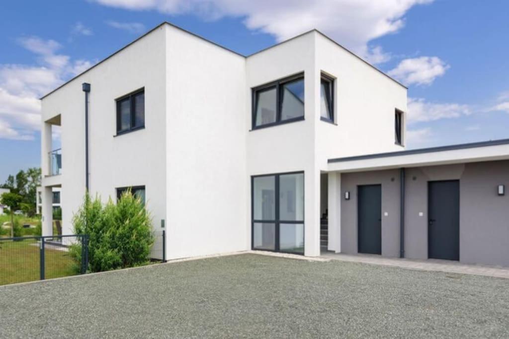 Luxus Appartement Am Golfplatz Und Therme Lutzmannsburg Zsira Luaran gambar