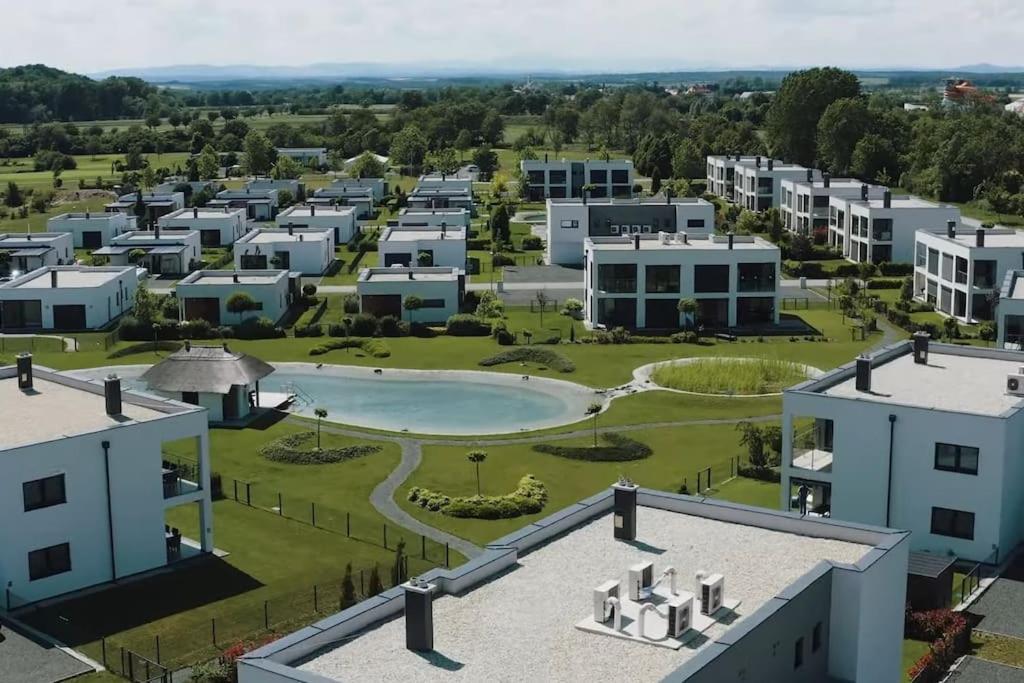 Luxus Appartement Am Golfplatz Und Therme Lutzmannsburg Zsira Luaran gambar