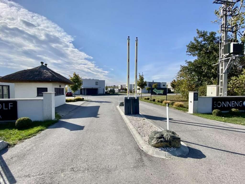 Luxus Appartement Am Golfplatz Und Therme Lutzmannsburg Zsira Luaran gambar